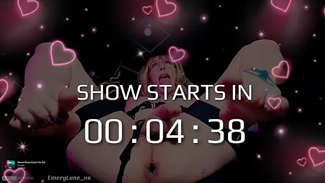 Snapshot of EmeryLune_xo chatting on 02/14/26, 05:37 EmeryLune xo online show from 02/14/26, 05:37