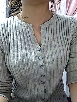 irina hana online show from 11/07/25, 01:16