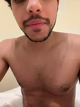 Snapshot of ravisex2 chatting on 09/30/25, 06:07 ravisex2 online show from 09/30/25, 06:07