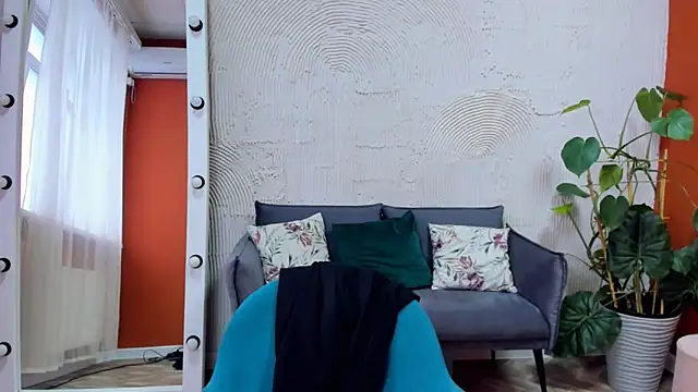 Snapshot of Vel1ka chatting on 10/26/25, 04:18 Vel1ka online show from 10/26/25, 04:18