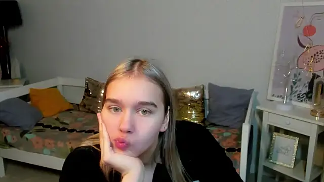 Snapshot of Vel1ka chatting on 01/17/26, 12:43 Vel1ka online show from 01/17/26, 12:43