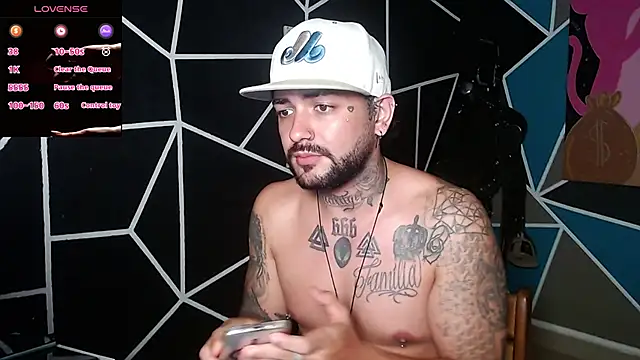 nicolastorres99 online show from 11/28/25, 03:09