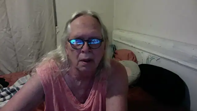 OldLadySara online show from 05/30/26, 02:08