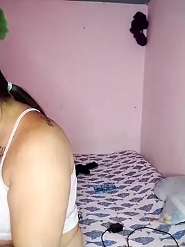 yelezia online show from 10/17/25, 04:09