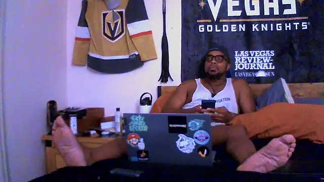 Snapshot of Str8ishVegasGuy chatting on 09/14/25, 12:04 Str8ishVegasGuy online show from 09/14/25, 12:04