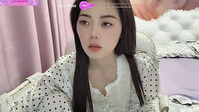 bao-bao- online show from 04/21/26, 12:45