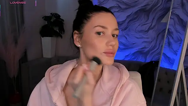 Aria Mila online show from 03/18/26, 02:47