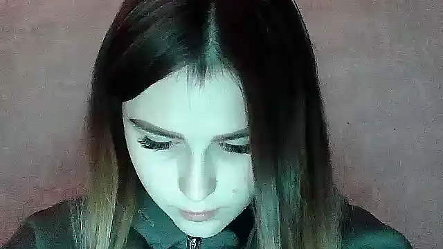 SweetLoraa online show from 11/11/25, 01:44