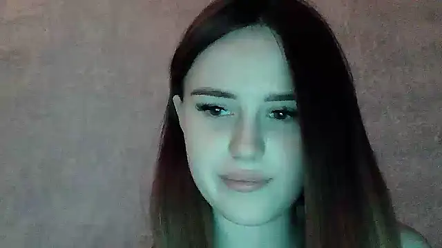 SweetLoraa online show from 02/12/26, 05:52