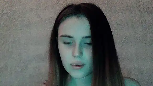 SweetLoraa online show from 03/11/26, 08:15