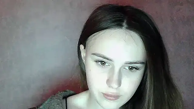 SweetLoraa online show from 04/09/26, 10:26