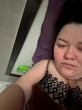 SunnyLeila2101 online show from 11/27/25, 06:37