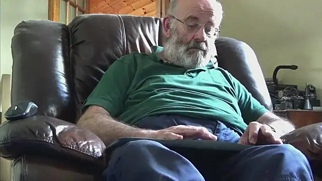 janzer13 online show from 09/12/25, 12:49