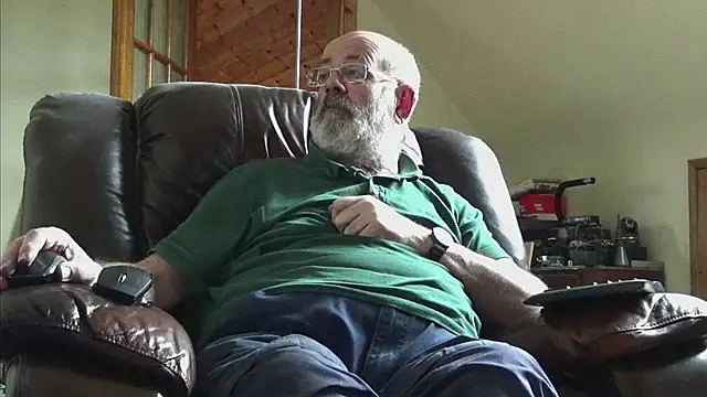 janzer13 online show from 04/10/26, 01:38