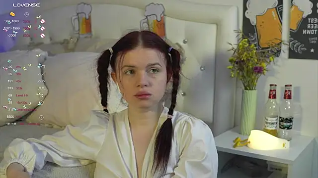 ambershoney online show from 09/26/25, 05:00