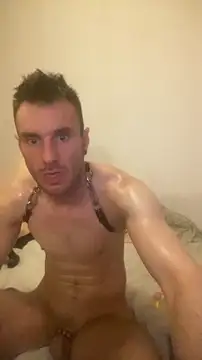 sexbooy27 online show from 04/20/26, 06:16