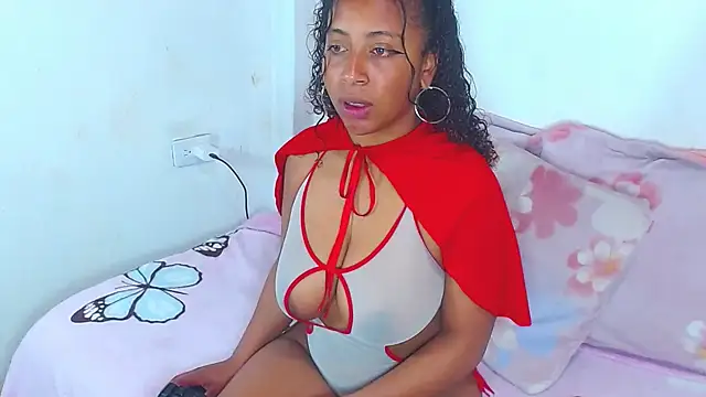 Gabi Jhons 23 online show from 04/07/26, 09:32