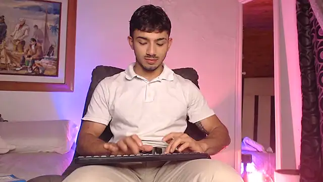 ArturoCardona  online show from 03/19/26, 11:31