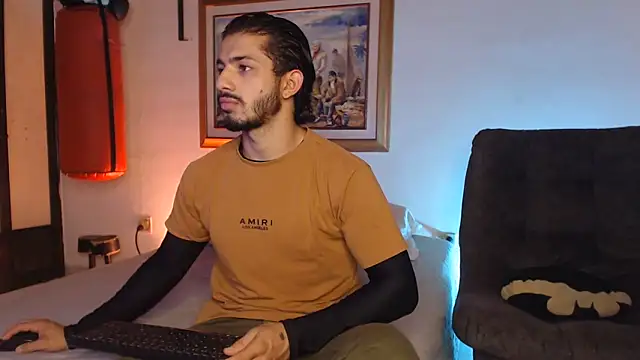 ArturoCardona  online show from 06/27/26, 06:24