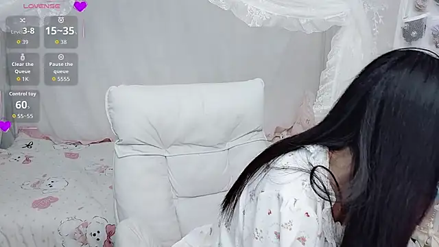 9aunatiis online show from 02/03/26, 01:05