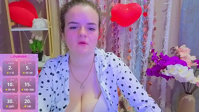 Luisa Rosee online show from 02/13/26, 08:16