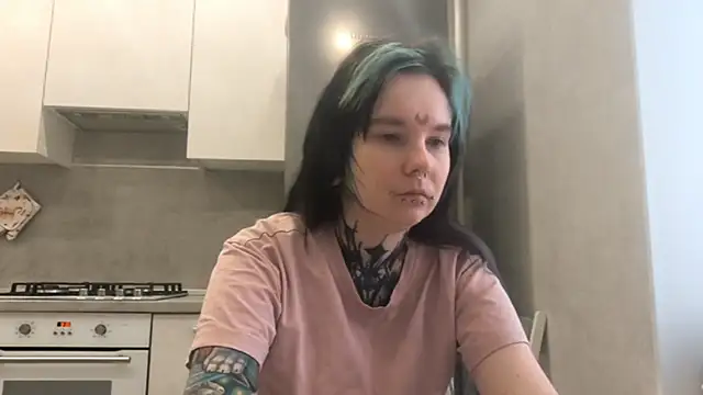 HighelikeGirl online show from 02/26/26, 04:22