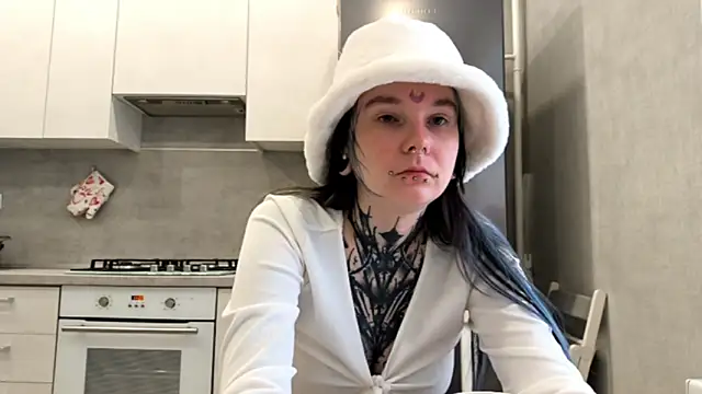 HighelikeGirl online show from 03/03/26, 06:08