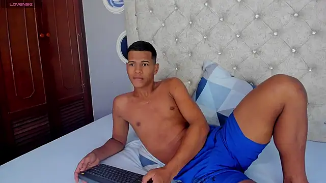 KingStark  online show from 11/22/25, 10:47