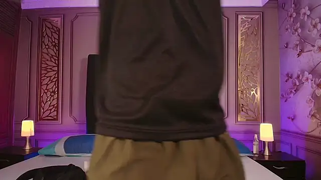 KingStark  online show from 11/25/25, 10:48