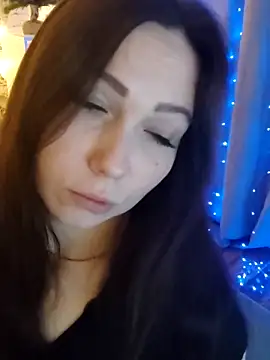  San Sara  online show from 12/18/25, 05:57