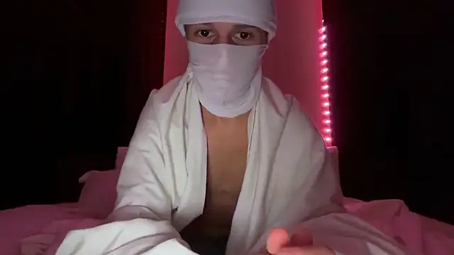 holydirt luxeno1 online show from 10/06/25, 06:27