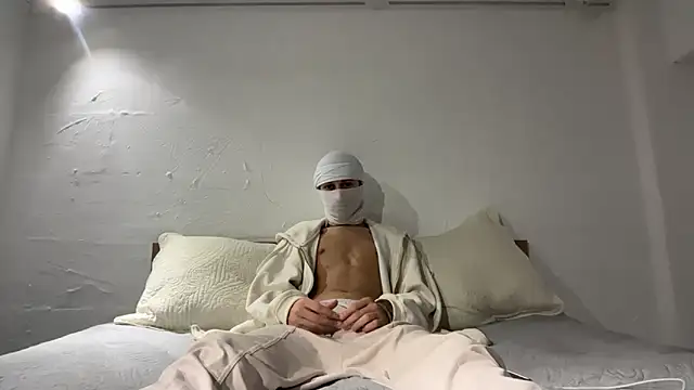 holydirt luxeno1 online show from 03/09/26, 05:17