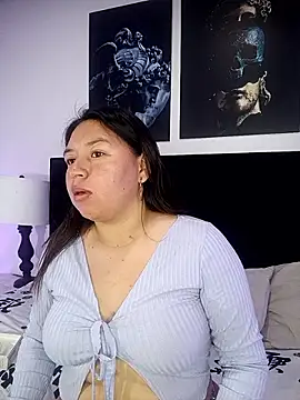 BellaRoux1 online show from 09/13/25, 12:38