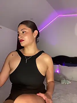 MiaAlarie online show from 01/15/26, 05:12