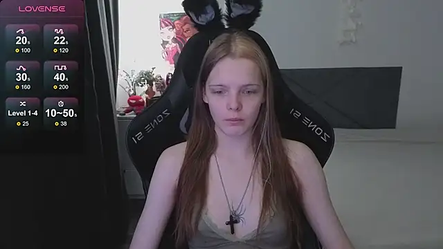 Luna Navy online show from 09/24/25, 09:12