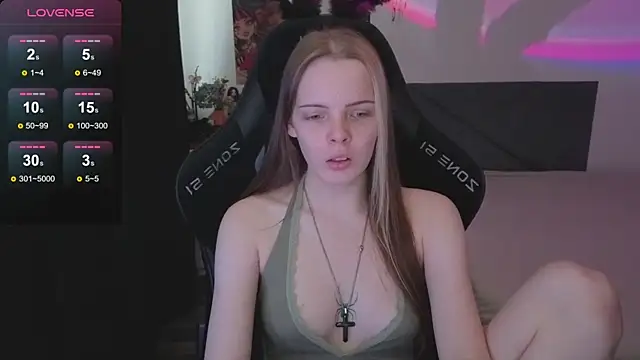 Luna Navy online show from 11/29/25, 08:28