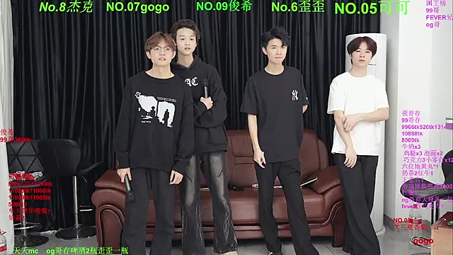 Snapshot of Beautifulboys-777 chatting on 04/30/26, 12:00 Beautifulboys-777 online show from 04/30/26, 12:00