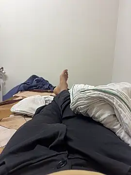 Snapshot of bigbulllaksh chatting on 10/14/25, 05:58 bigbulllaksh online show from 10/14/25, 05:58