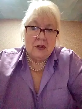 Alexia64231 online show from 10/31/25, 03:18