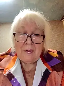 Alexia64231 online show from 11/02/25, 04:42