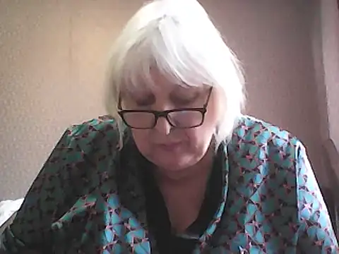 Alexia64231 online show from 02/02/26, 08:24