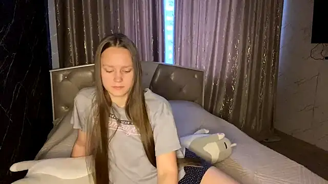 Snapshot of SoSweetGirl chatting on 10/02/25, 11:06 SoSweetGirl online show from 10/02/25, 11:06