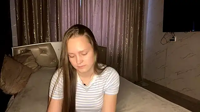 Snapshot of SoSweetGirl chatting on 10/07/25, 11:07 SoSweetGirl online show from 10/07/25, 11:07