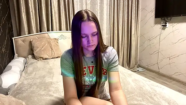 Snapshot of SoSweetGirl chatting on 11/04/25, 01:10 SoSweetGirl online show from 11/04/25, 01:10