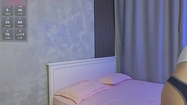 Snapshot of akino_hen chatting on 09/30/25, 04:12 akino hen online show from 09/30/25, 04:12