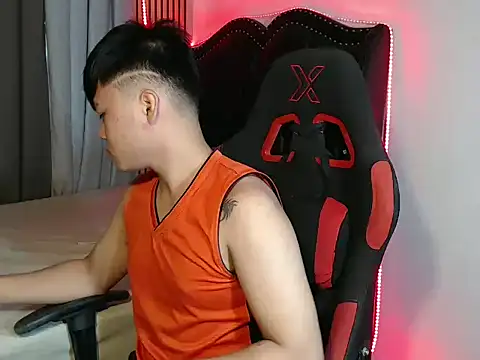 hot emman online show from 01/07/26, 01:41