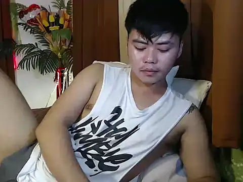 hot emman online show from 02/26/26, 11:59