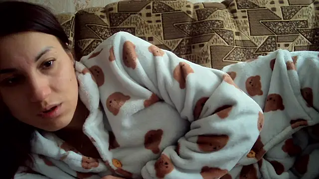 kiss lovely  online show from 02/05/26, 10:09