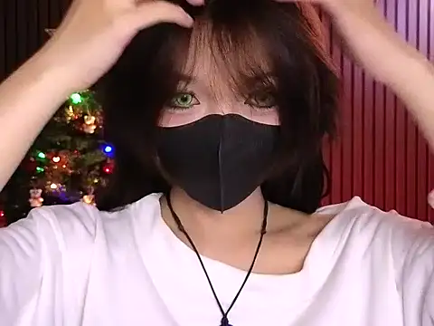      Panda      online show from 11/20/25, 03:56