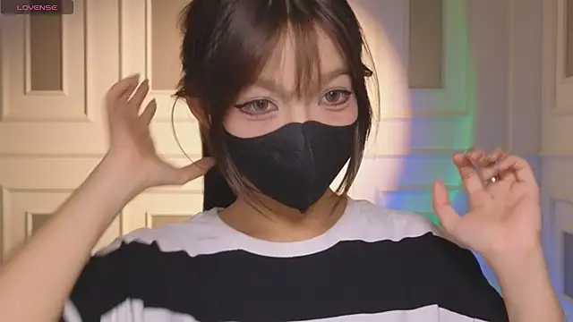      Panda      online show from 02/25/26, 03:16